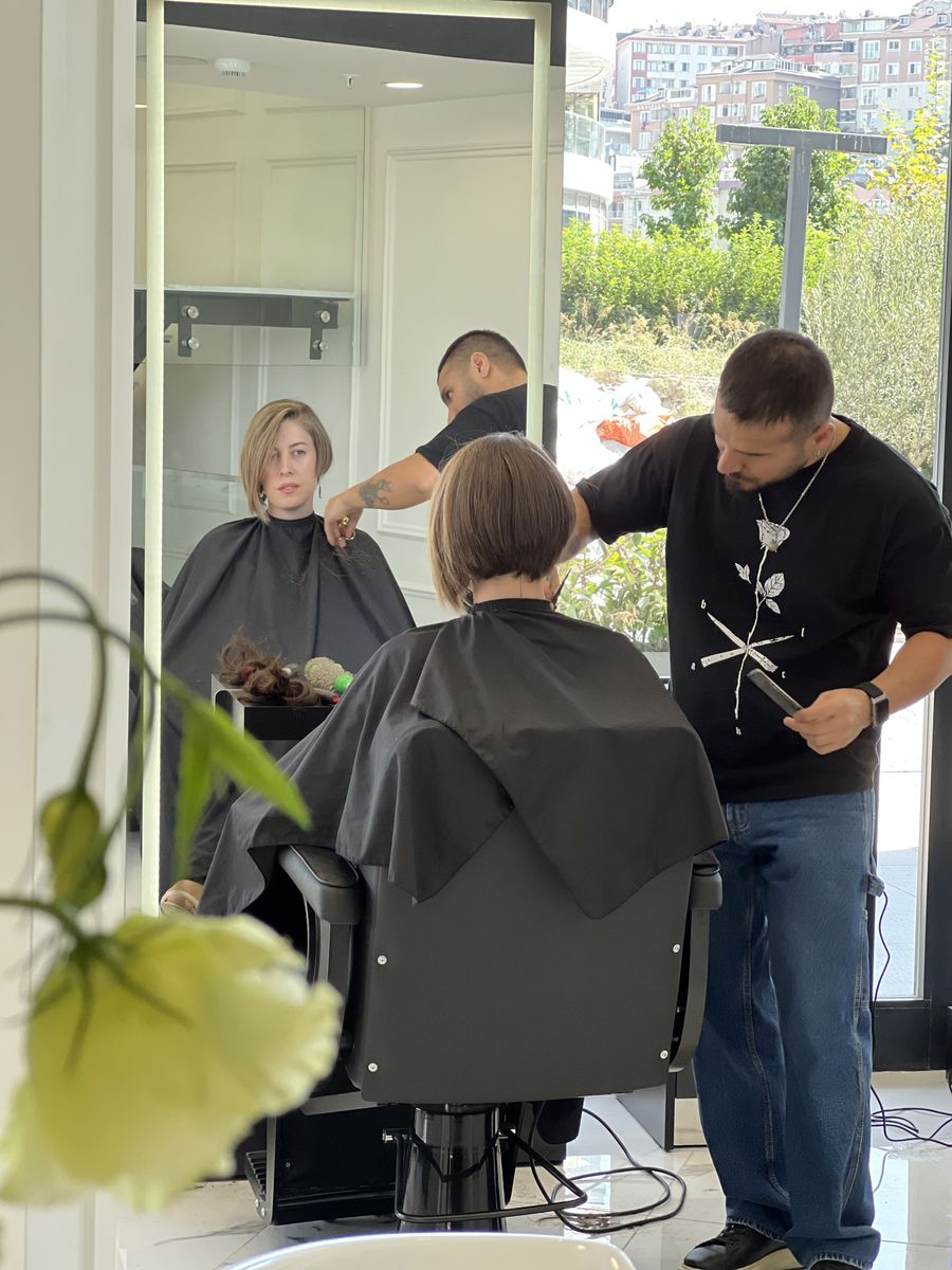 Yakamoz Salon erkek saç tasarımı ve fade